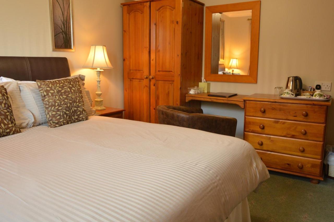Bryn Hebog Bed & Breakfast Carmarthen Exterior photo
